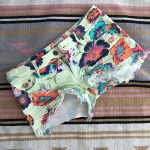 ROXY denim short patterned floral summer beach